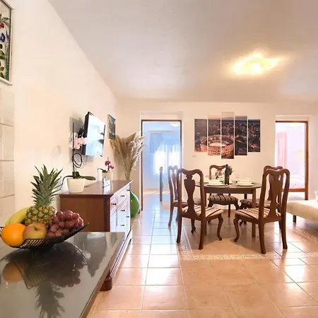 Apartament Adrijano *