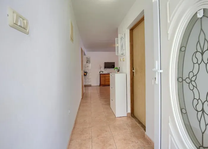 Adrijano Apartment *