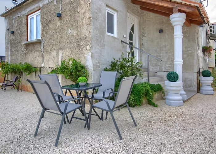 Apartment Adrijano Pula